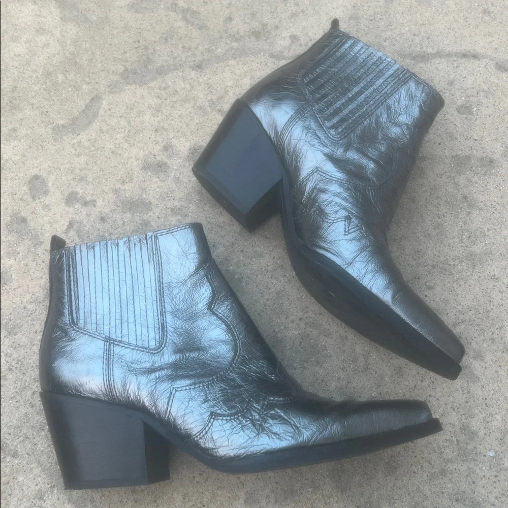 Sam Edelman Winona Shimey Metallic Weterm Ankle Cowgirl Bootie Size 7.5